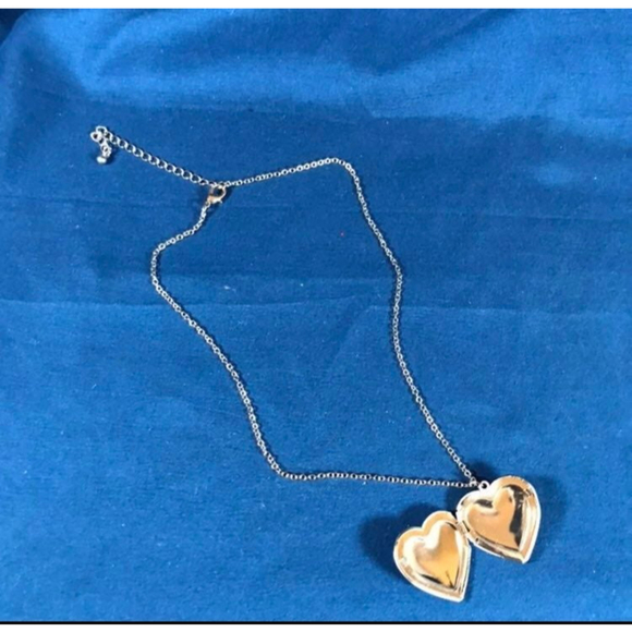 Girl's Heart Fashion Locket Necklace - Picture 4 of 4